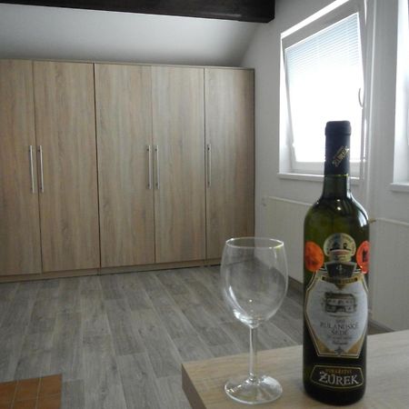 Cyklo ubytování a vinný sklep Žádovice Exterior foto