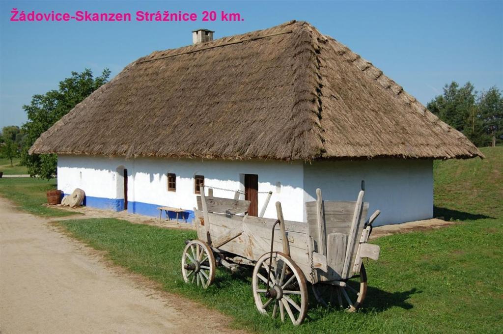 Cyklo ubytování a vinný sklep Žádovice Exterior foto